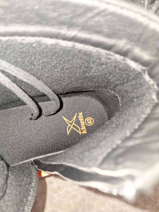 Нови мъжки зимни обувки, естественна кожа  43 номер, KINETIX