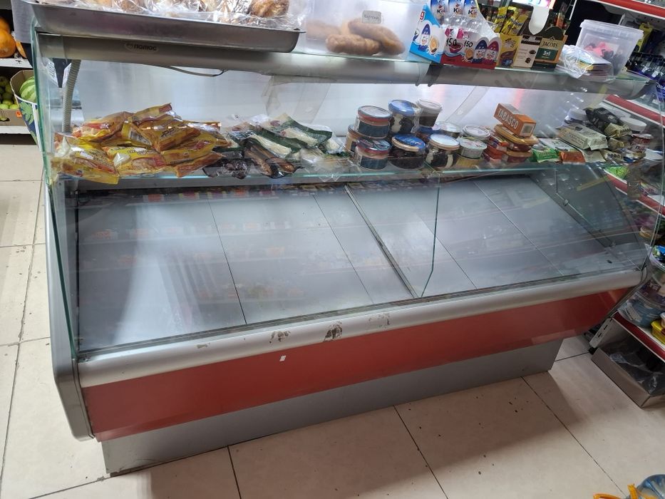 Холодильник продаётся