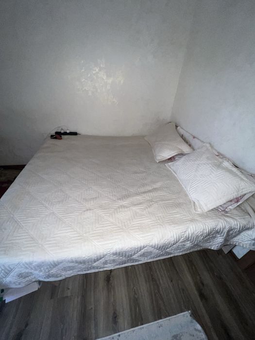 Кровать и 3шкаф в спальню + матрас