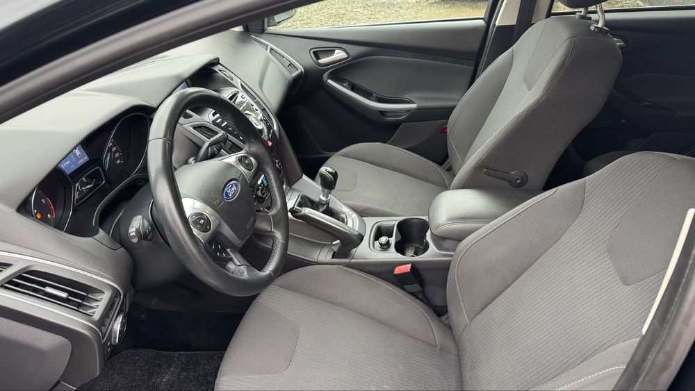 Ford Focus 3 hatchback  Titanium 2011 1,6 tdci  RAR efectuat