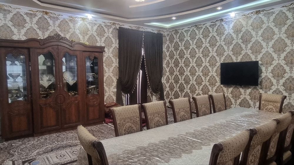 Ховли сотилади срочно