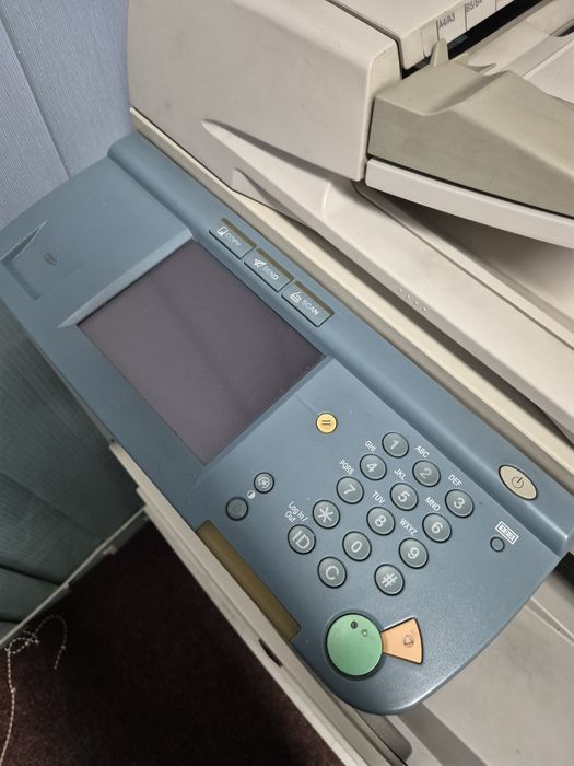 Imprimantă Canon IR2025i