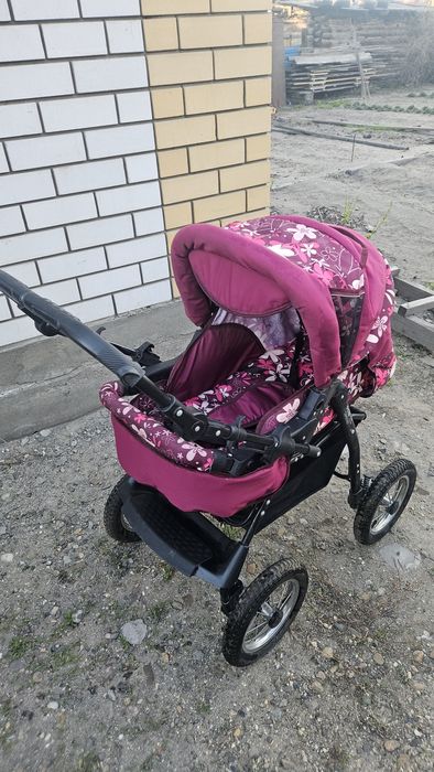Продам коляску 23000