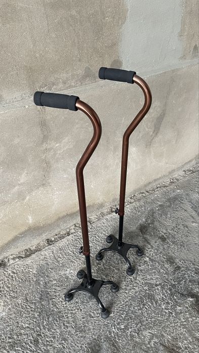 Костыль трость 2 шт ПРОДАМ