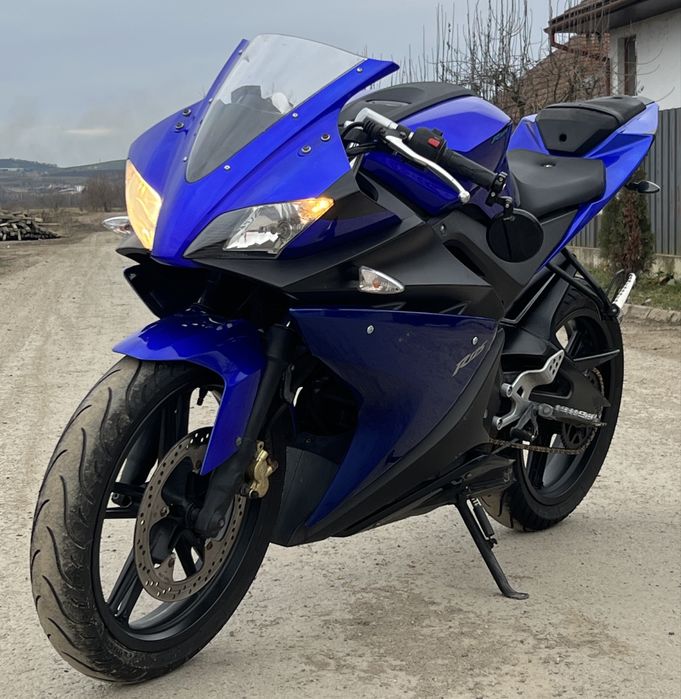 Yamaha yzf r125 / A1 / 16 ani