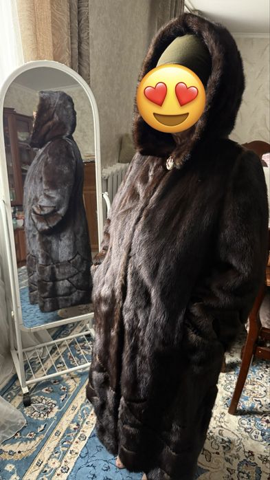 Норковая шуба срочно