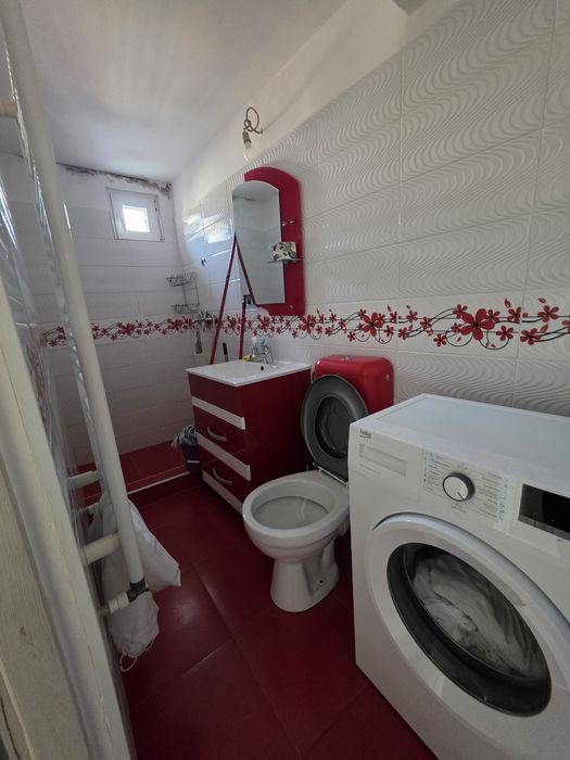 Inchiriez apartament sectorul 5