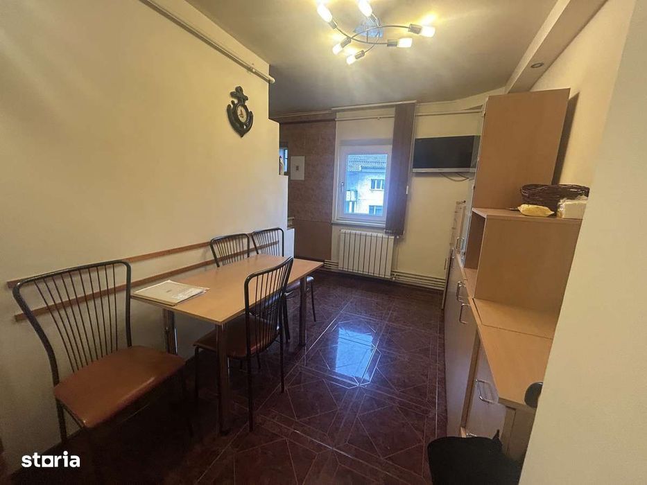 Cetății 2 camere-Decomandat -Centrala Proprie,