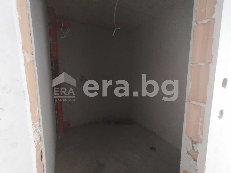 Продава се Двустаен апартамент в Варна, Възраждане 1 - 90 кв.м за 1283 €/кв.м - Снимка #3