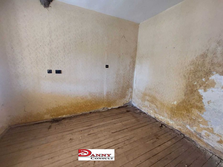 Продава се Къща в Велико Търново, Акация - 275 кв.м за 56 €/кв.м - Снимка #13