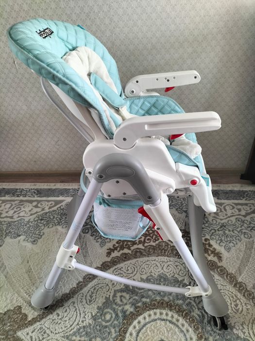 Детский столик для кормления