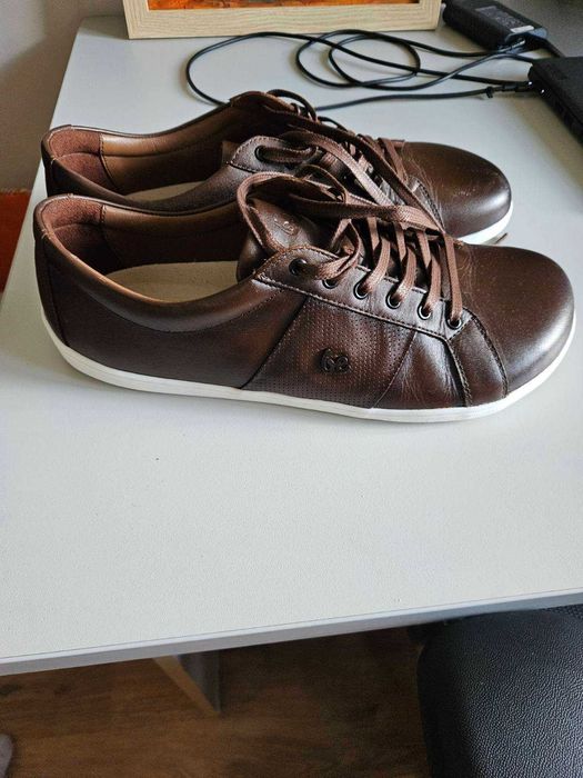 Продавам маратонки Barefoot Sneakers Be Lenka Elite-Dark Brown кафяви