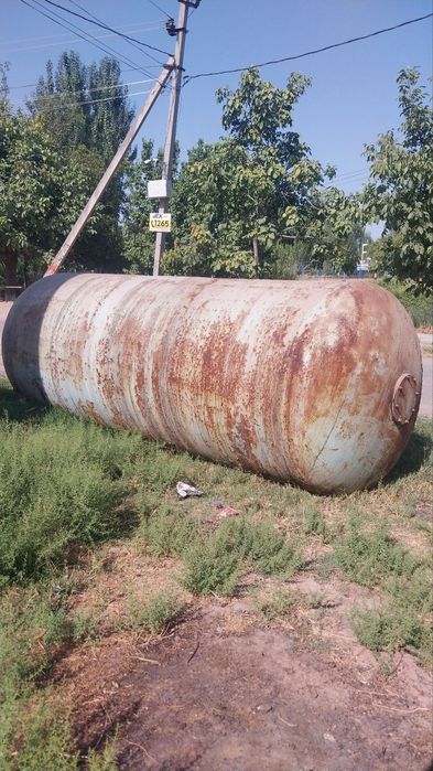 EMAL Shestirna BOCHKA 10 tonnalik Sotiladi