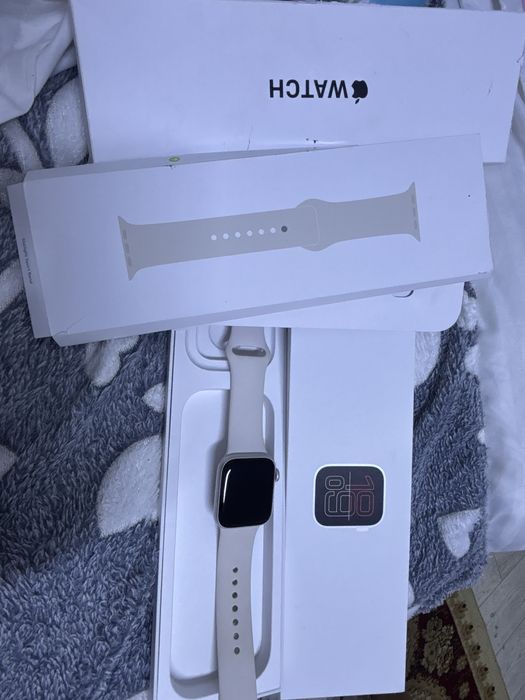 apple watch SE 3 40 мм