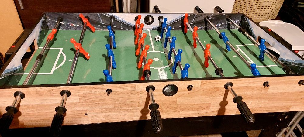 Joc fotbal macanic, biliard