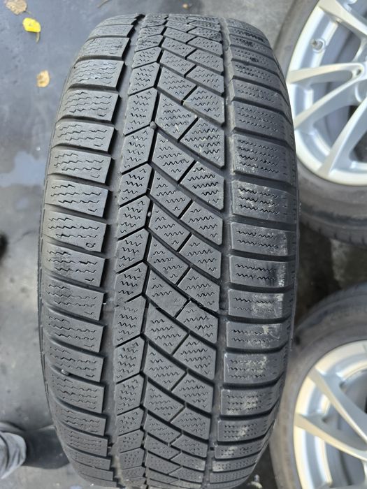 4 roți BMW 16 cu anvelope iarnă 205/60/16 si senzori bmw