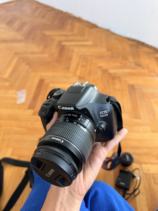 Canon EOS 1300D + обектив
