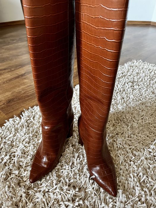 Cizme pana la genunchi