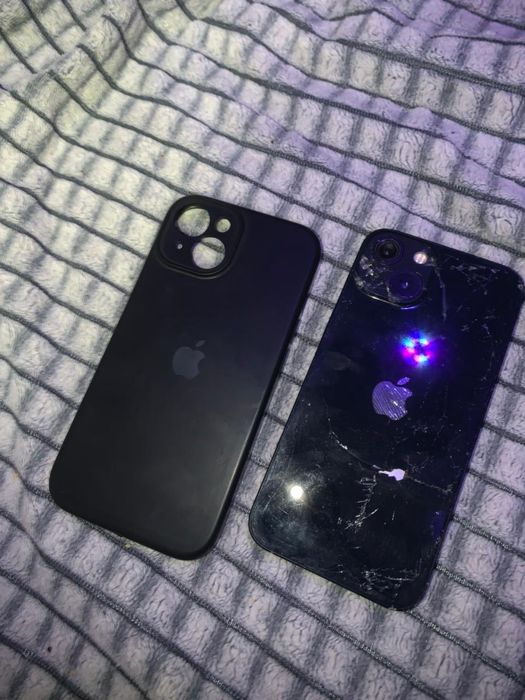 iPhone 13……………..