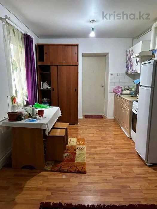 Продам отдельный дом в общем дворе