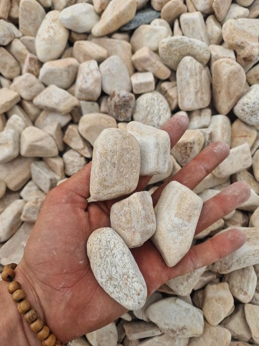 Piatra de gradina thassos alba-multicolora