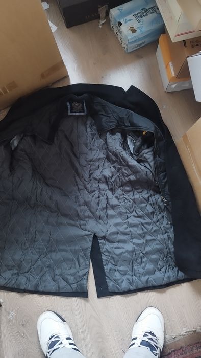 De vânzare Palton bărbătesc măr.50 lână