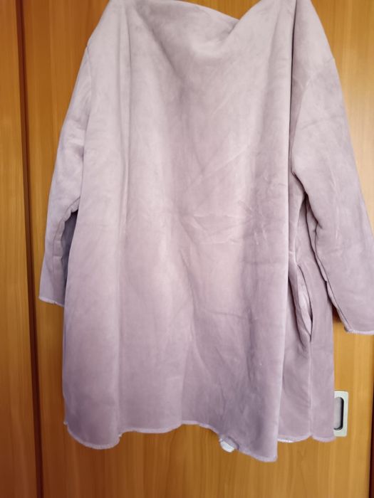 Vând Cardigan  Lung cu Blană Nou Mărimea L-XXL Italia