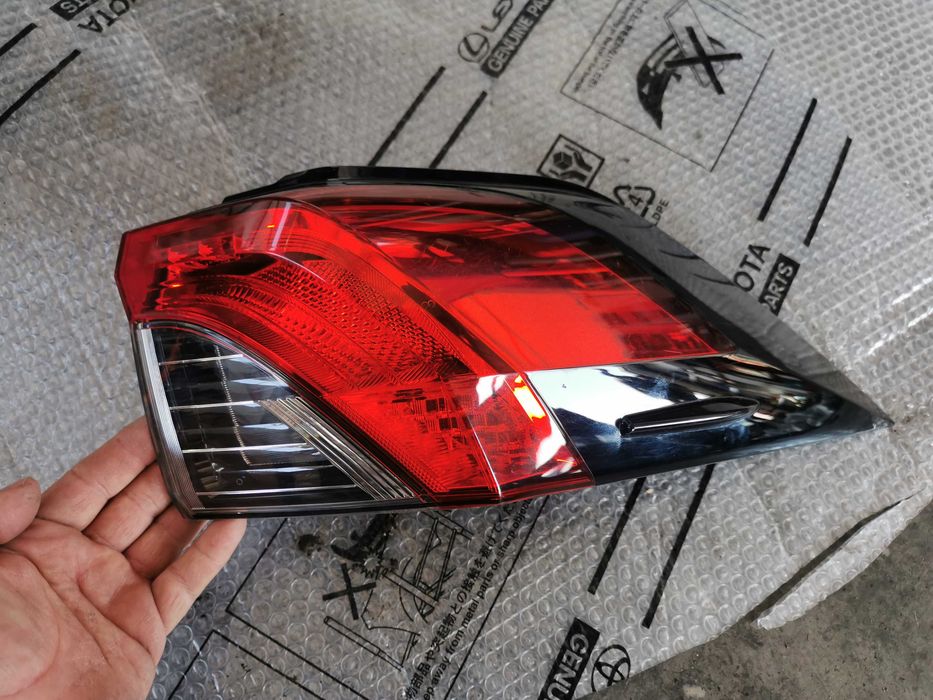 Stop dreapta spate Toyota Rav4 2023 2024 2025 XA5