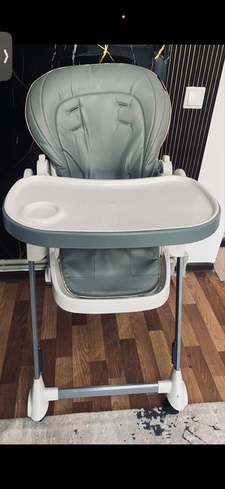 Стол для кормления