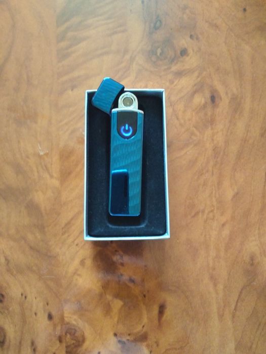 Brichetă electrică, încărcare USB