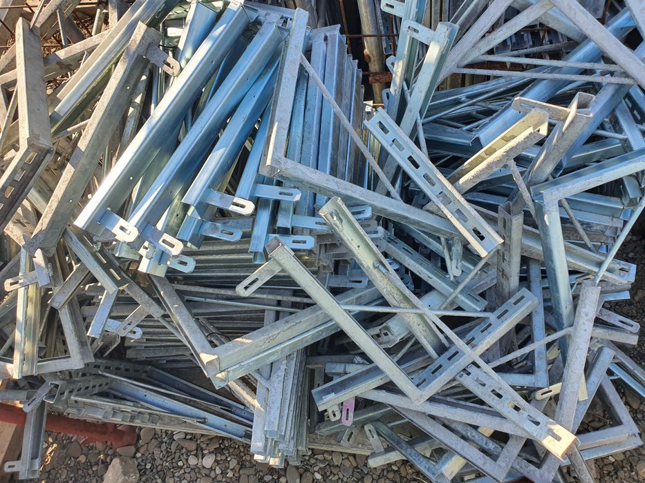 Coltare zincate stalp beton uzate, cravate stalp 15/45 cm, vincluri