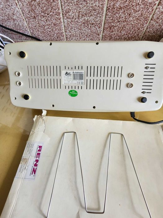 Laminator ProfiOffice A4 Sealmaster + 50 folii de laminare