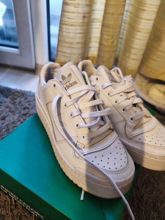 Маратонки Adidas