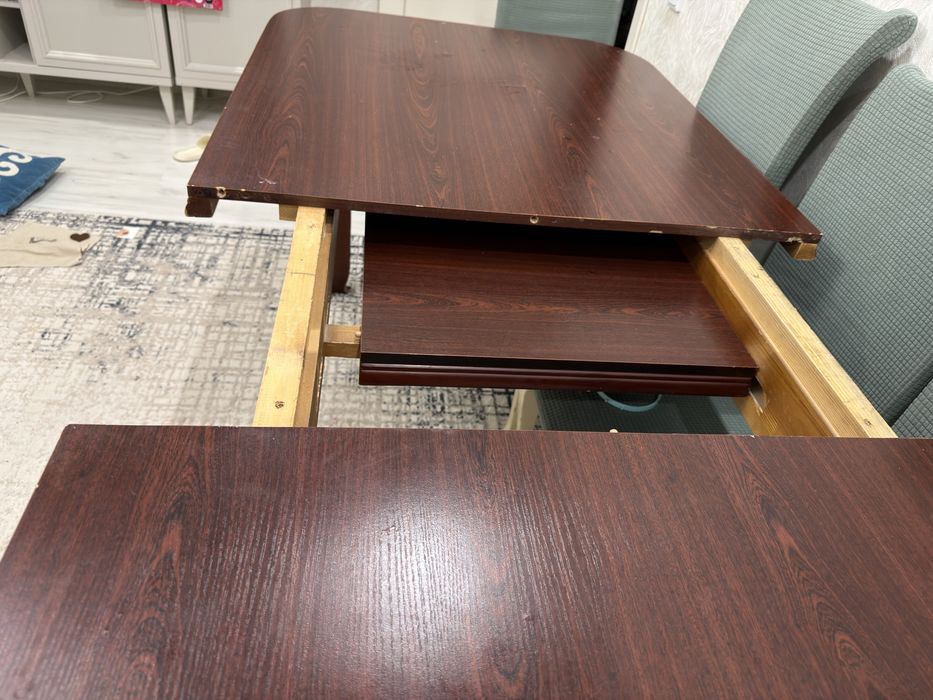 Продается гостевой стол