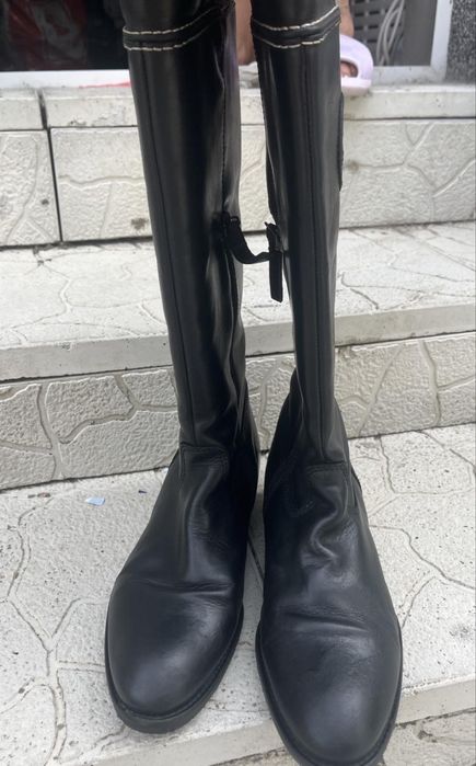 Tommy Hilfiger ботуши 39 номер