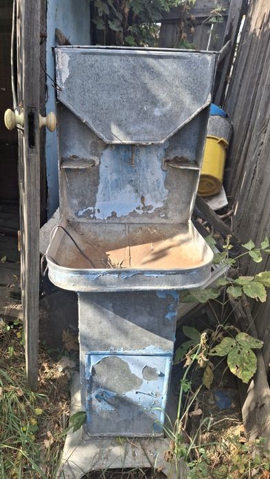Продам советский умывальник