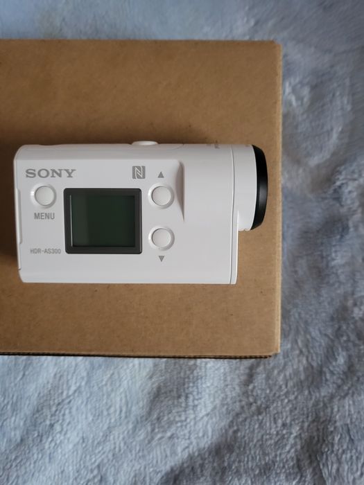 Видеокамера продам