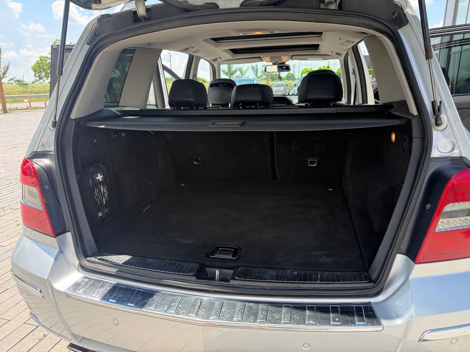 Продава Мерцедес GLK