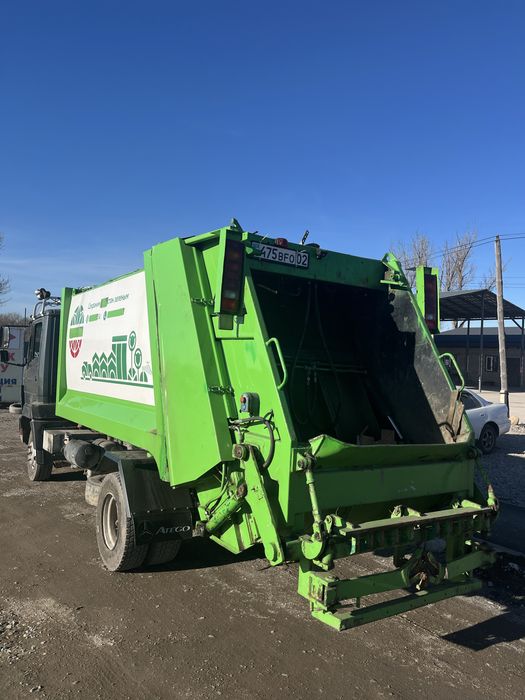 Вывоз мусор, Мусоровоз