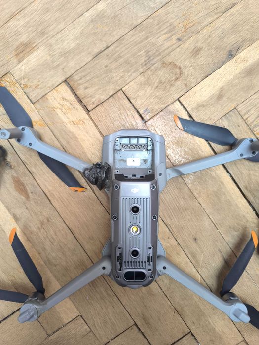 Дрон DJI Air 2S цял или на части + батерия.
