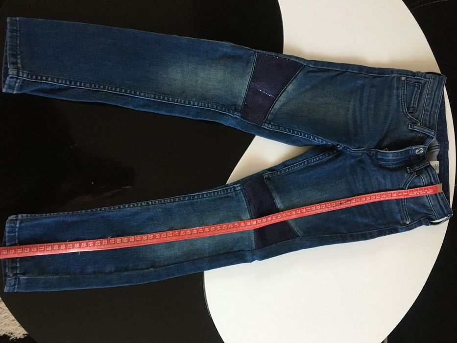 Дънки за момиче в синьо и черно