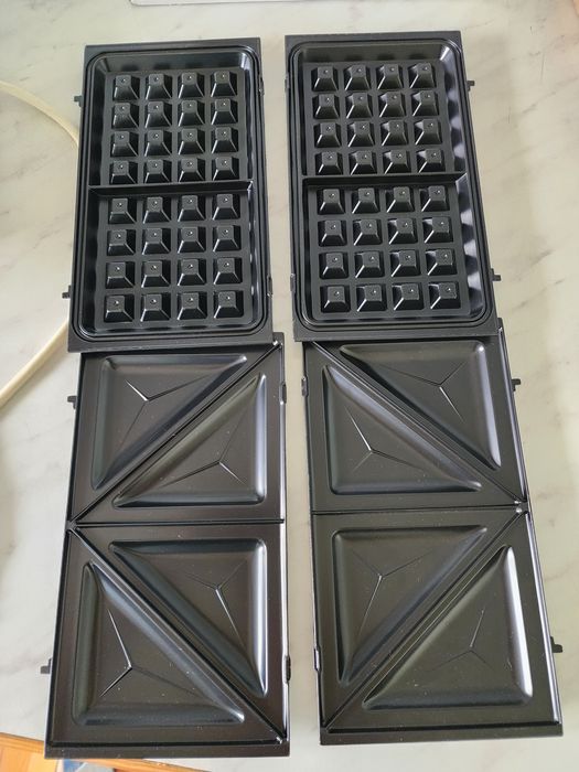 Вафельница в нерабочем состоянии