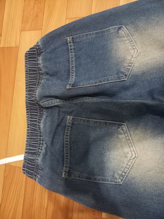 Джинсы для подростков