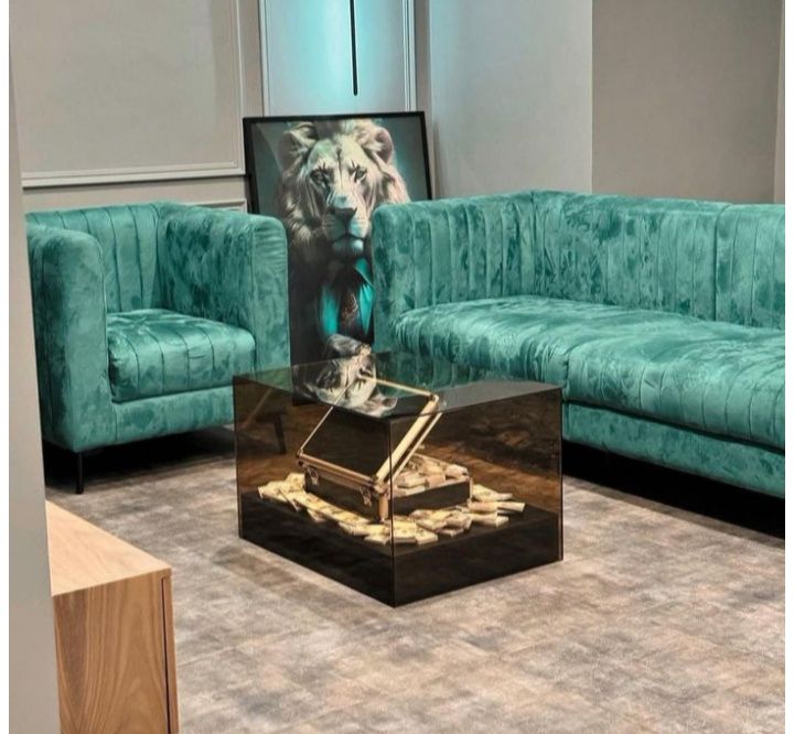 Maney Table Денежный столик
