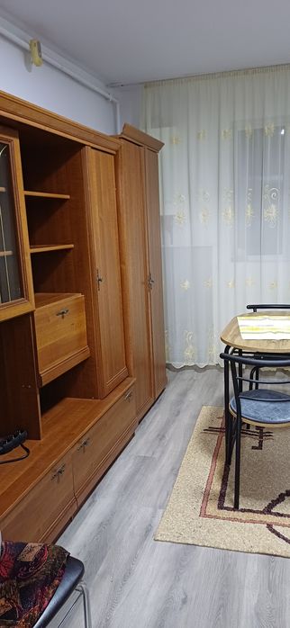 Garsonieră de închiriat