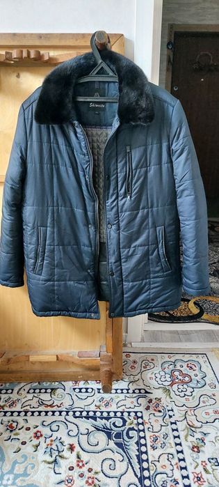 Продам зимнную куртку