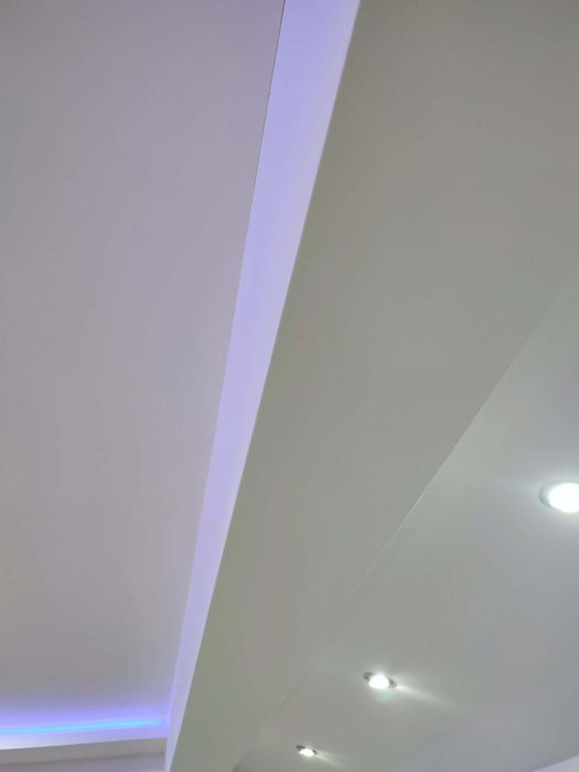 Вътрешни ремонти- боядисване,пясъчна мазилка и шпакловка