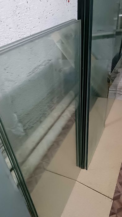 Стекло б/у готовое,разных размеров