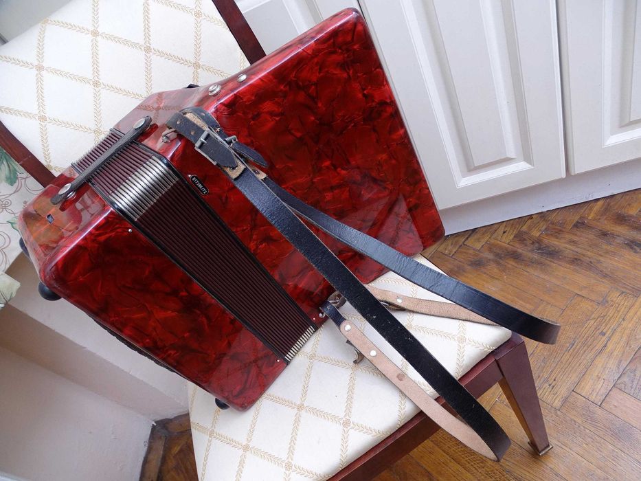 Акордеон Велтмайстер Стела 40 баса