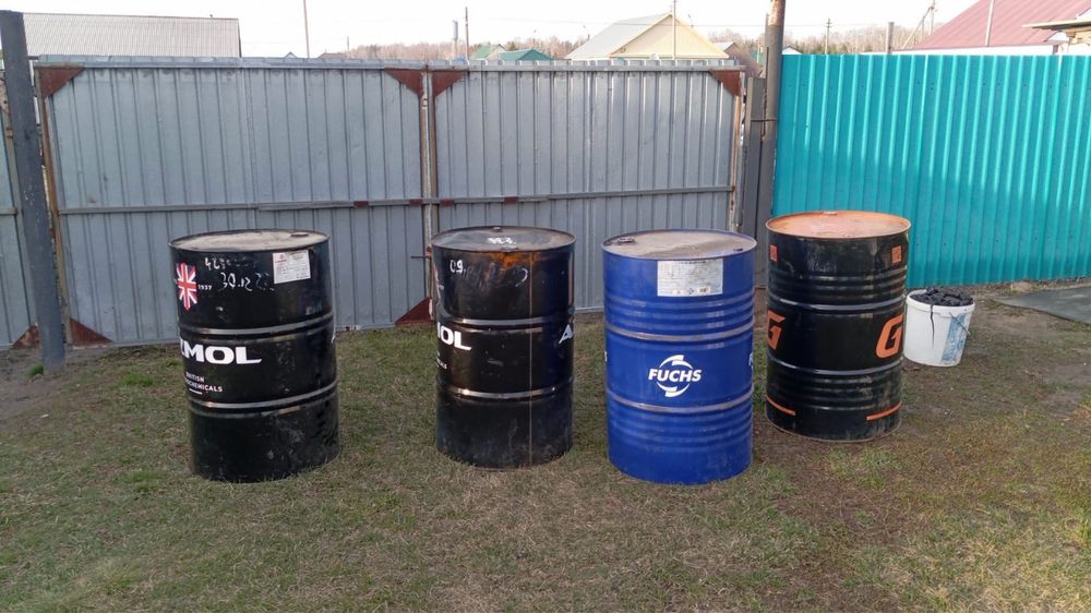 Продам бочки 200л